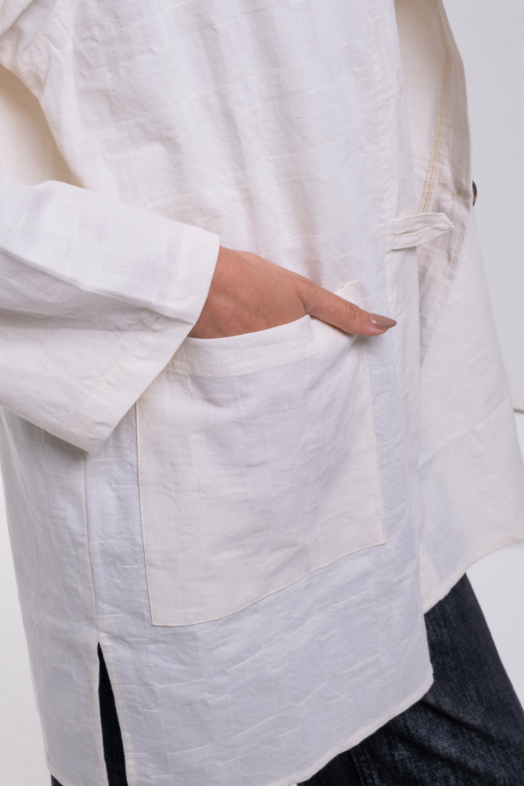 OFF WHITE_PLUME CARDIGAN